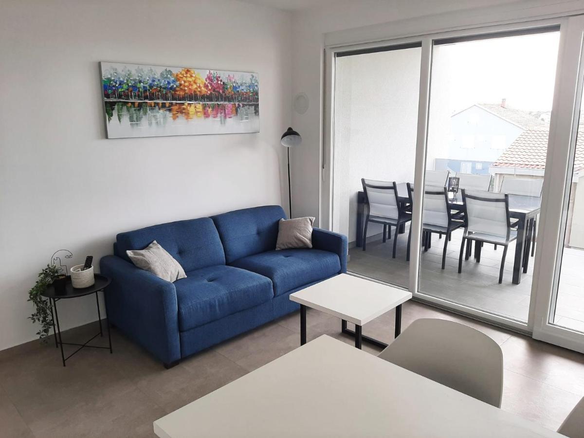 Apartments Anda Нин Екстериор снимка