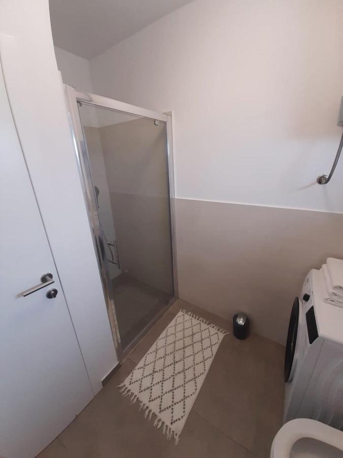 Apartments Anda Нин Екстериор снимка