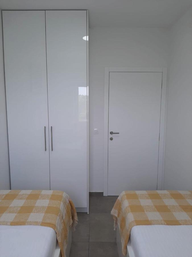 Apartments Anda Нин Екстериор снимка
