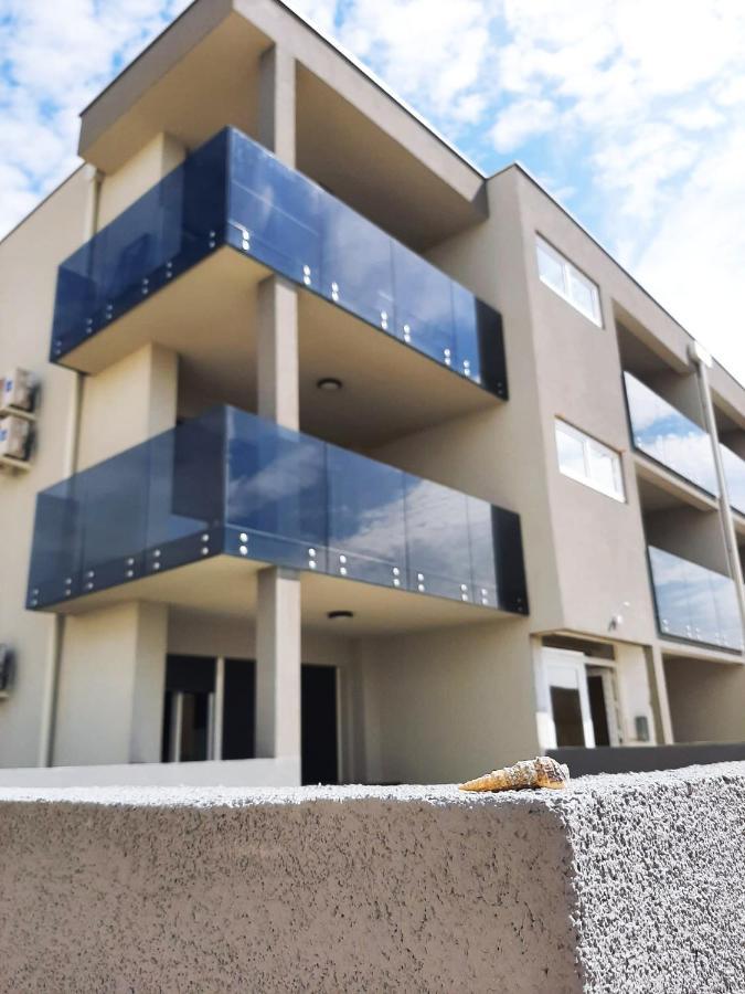 Apartments Anda Нин Екстериор снимка