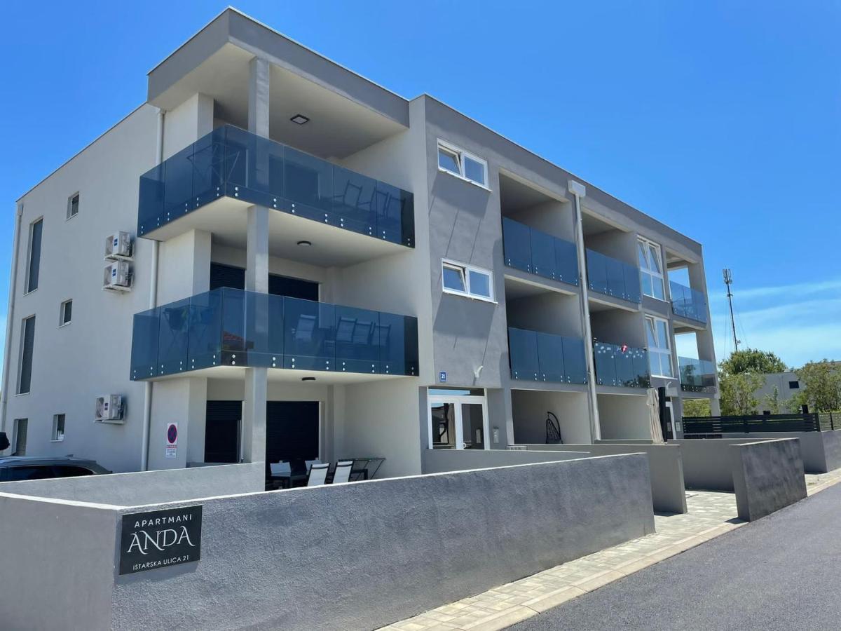 Apartments Anda Нин Екстериор снимка